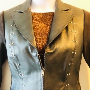 Nygard Collection Black Jacket Petites Size 6to 8.